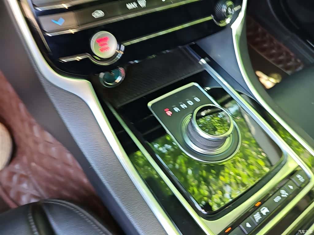 Land Rover XFL, 2017 14