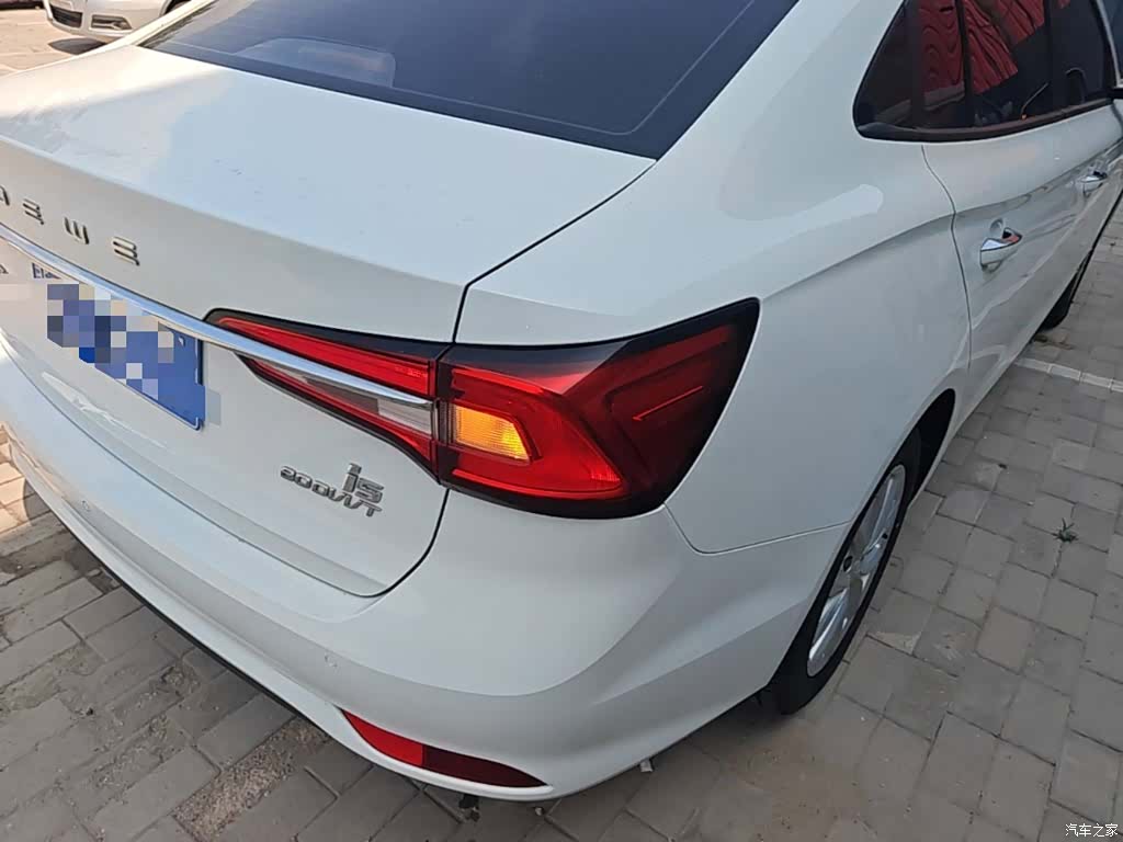Roewe i5, 2021 8