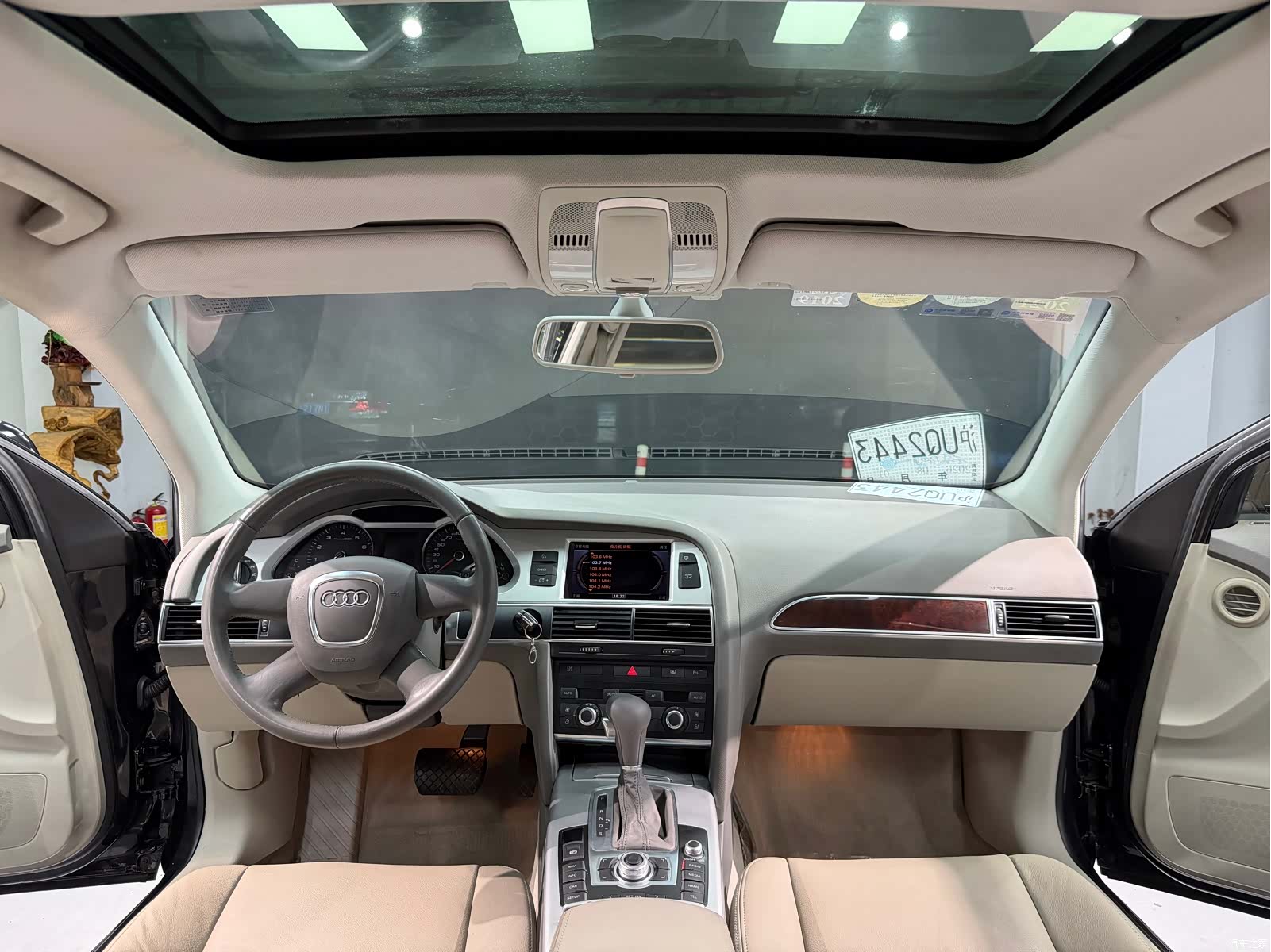 Audi A6L, 2012 16