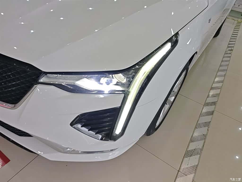 Cadillac CT4, 2021 24