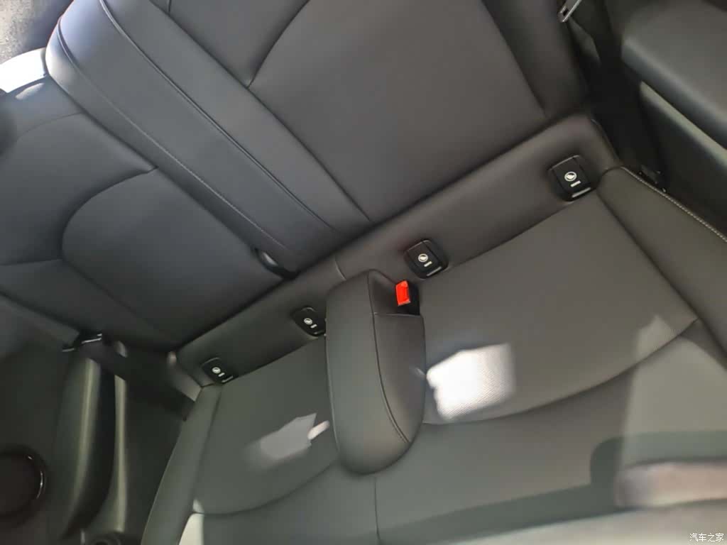 Mini Cooper, 2024 17