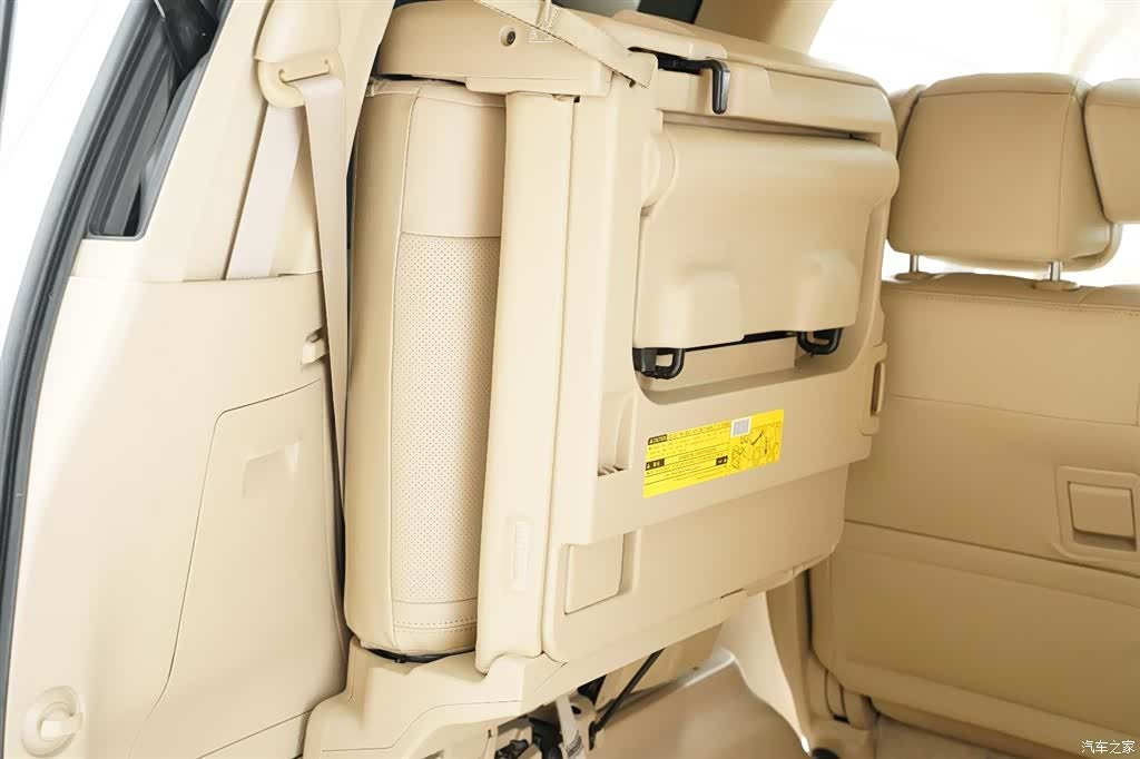 Toyota Alphard, 2011 22