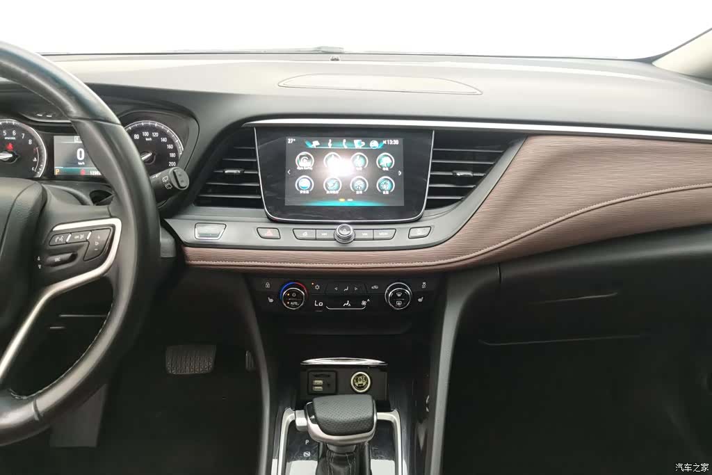 Buick GL6, 2018 13
