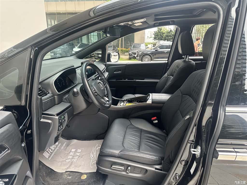 Honda Elysion, 2024 7