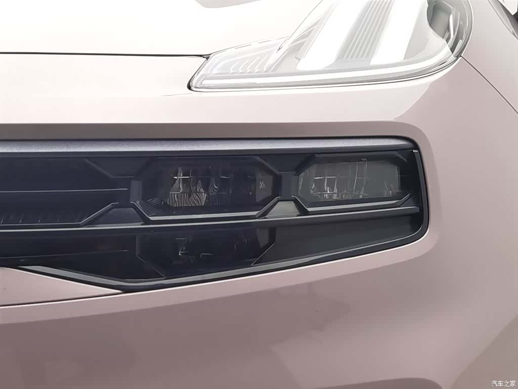 Lynk & Co 02, 2022 7