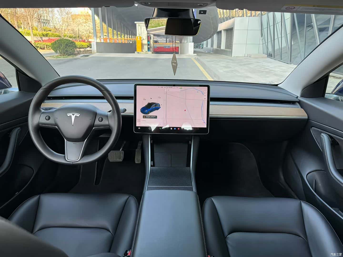 Tesla Model 3, 2020 4