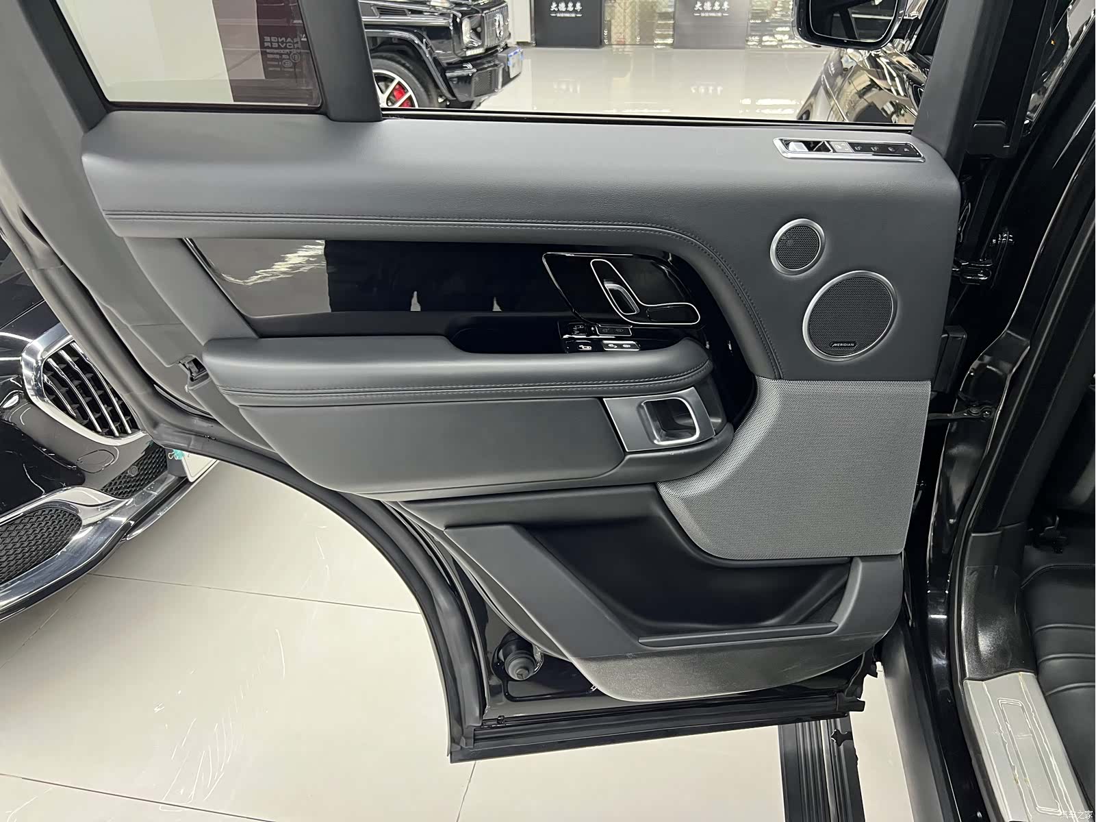 Land Rover Range Rover, 2018 12