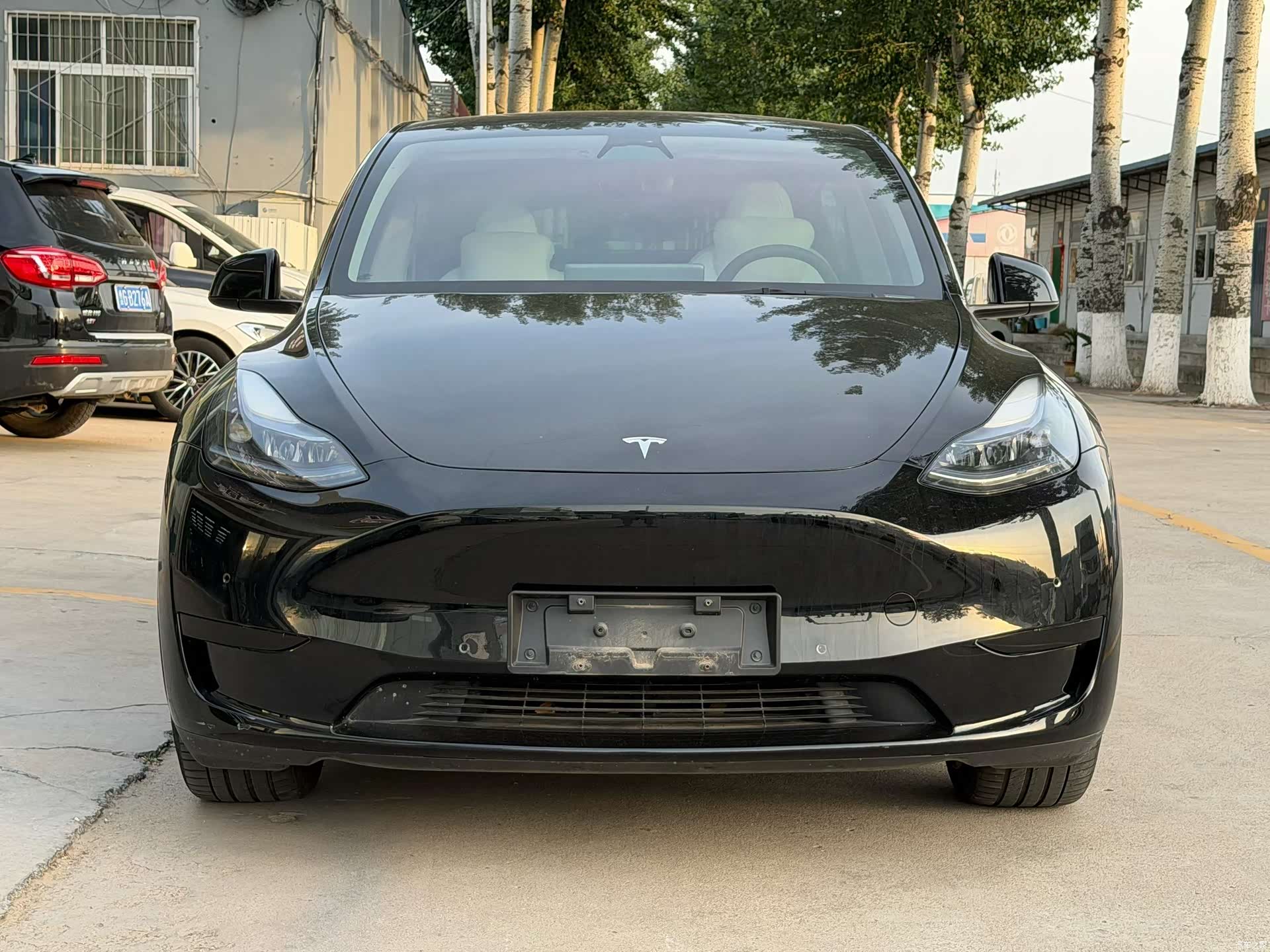 Tesla Model Y, 2023 1