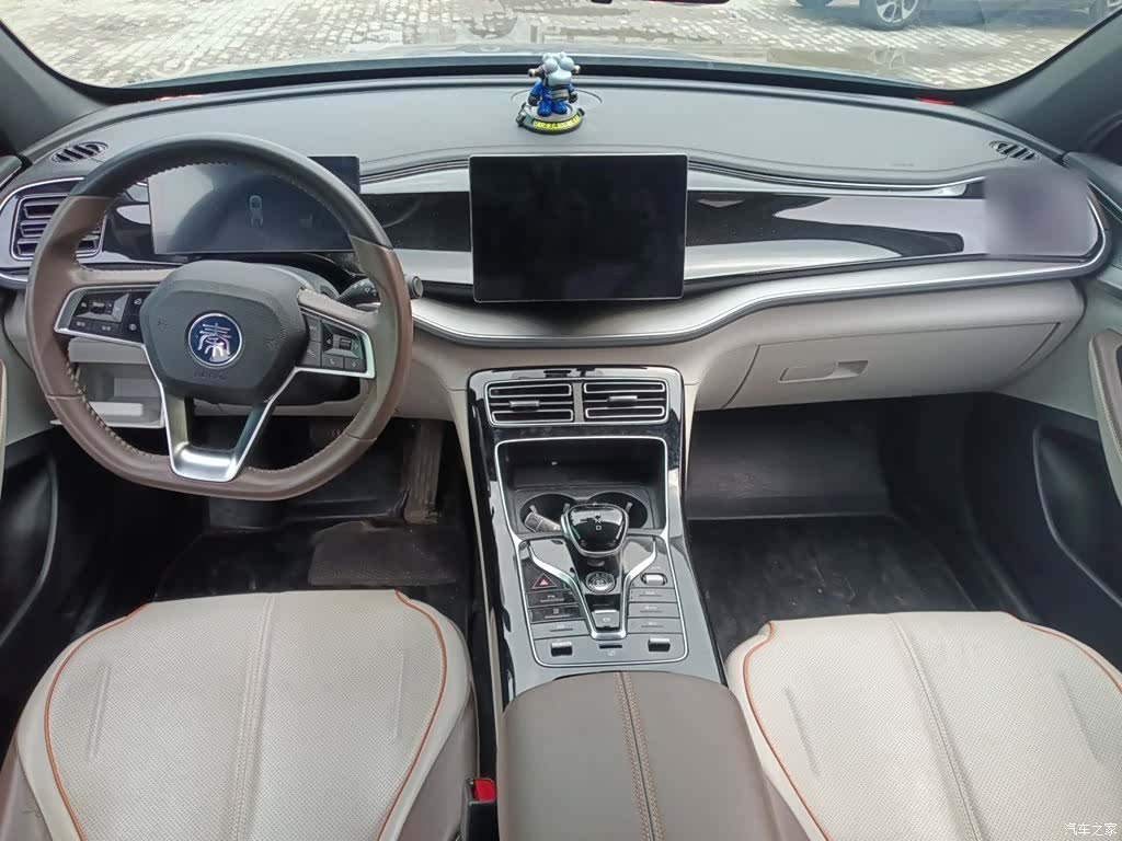 BYD Qin, 2023 13