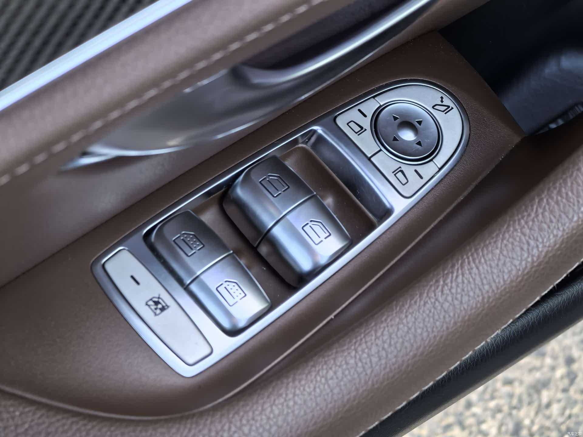 Mercedes-Benz E-Class, 2017 16