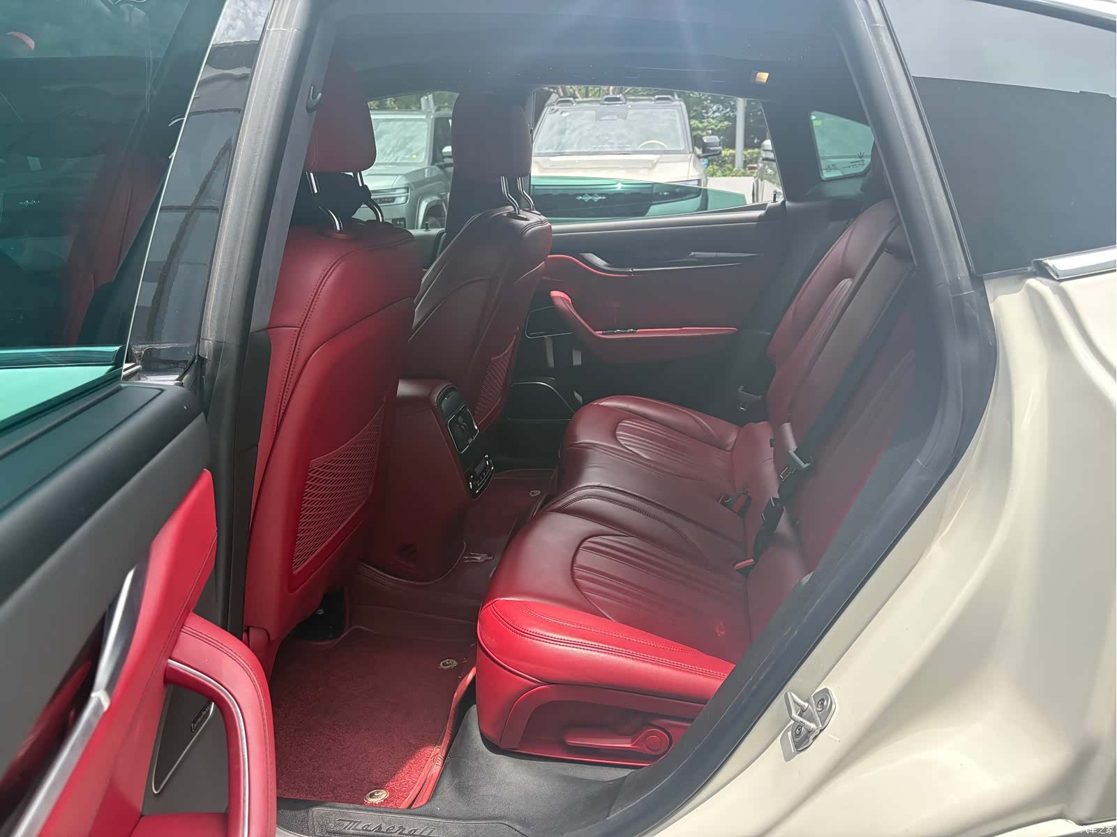Maserati Levante, 2017 6