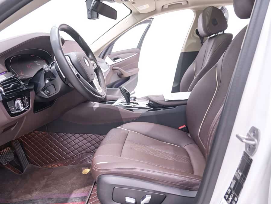 BMW 5 Series 2021, фото 22