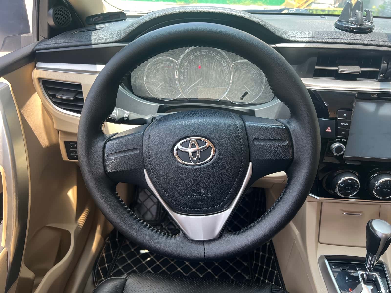 Toyota Corolla, 2014 9