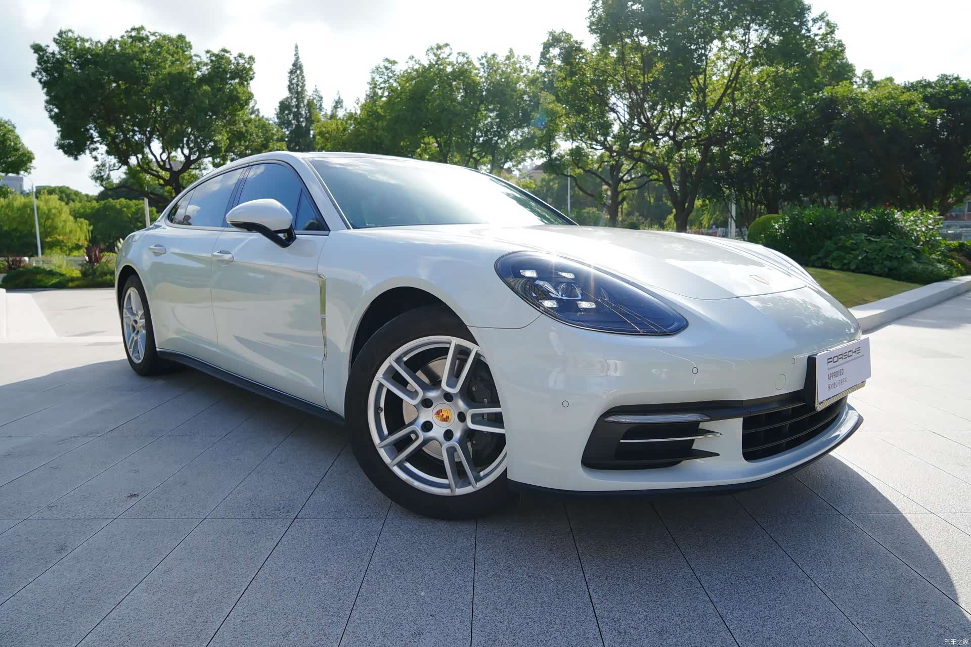 Porsche Panamera, 2018 11