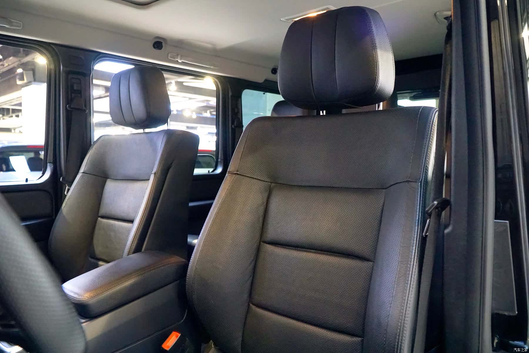 Mercedes-Benz G-Class, 2015 10