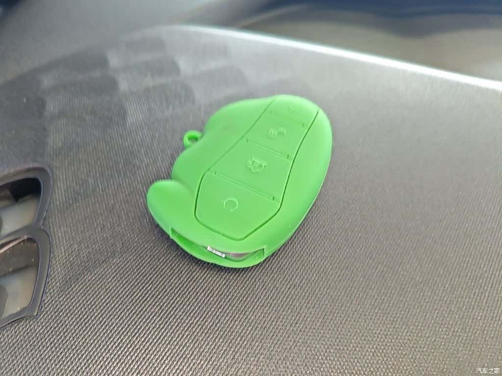 BYD Dolphin, 2022 9