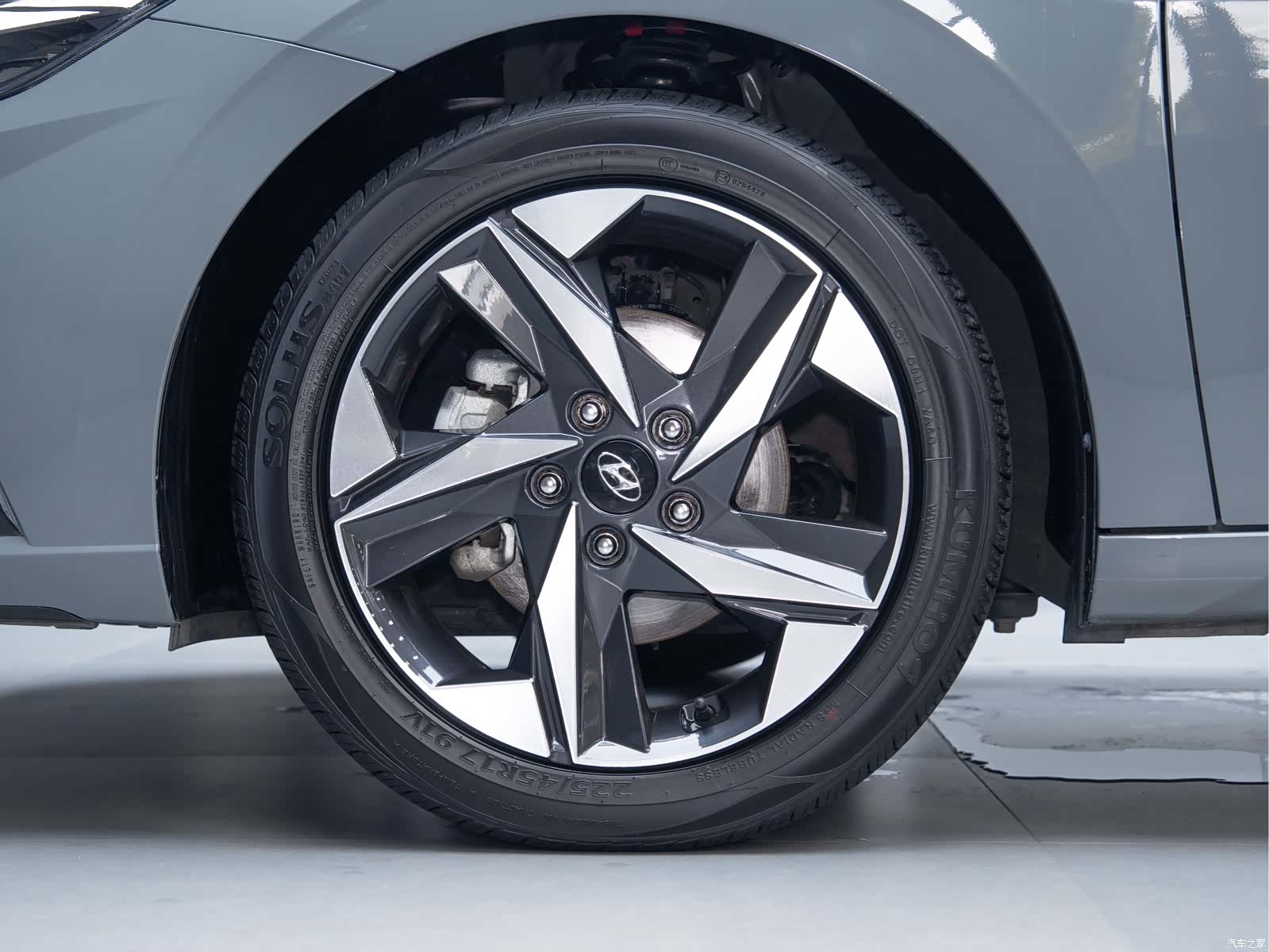 Hyundai Elantra, 2023 21