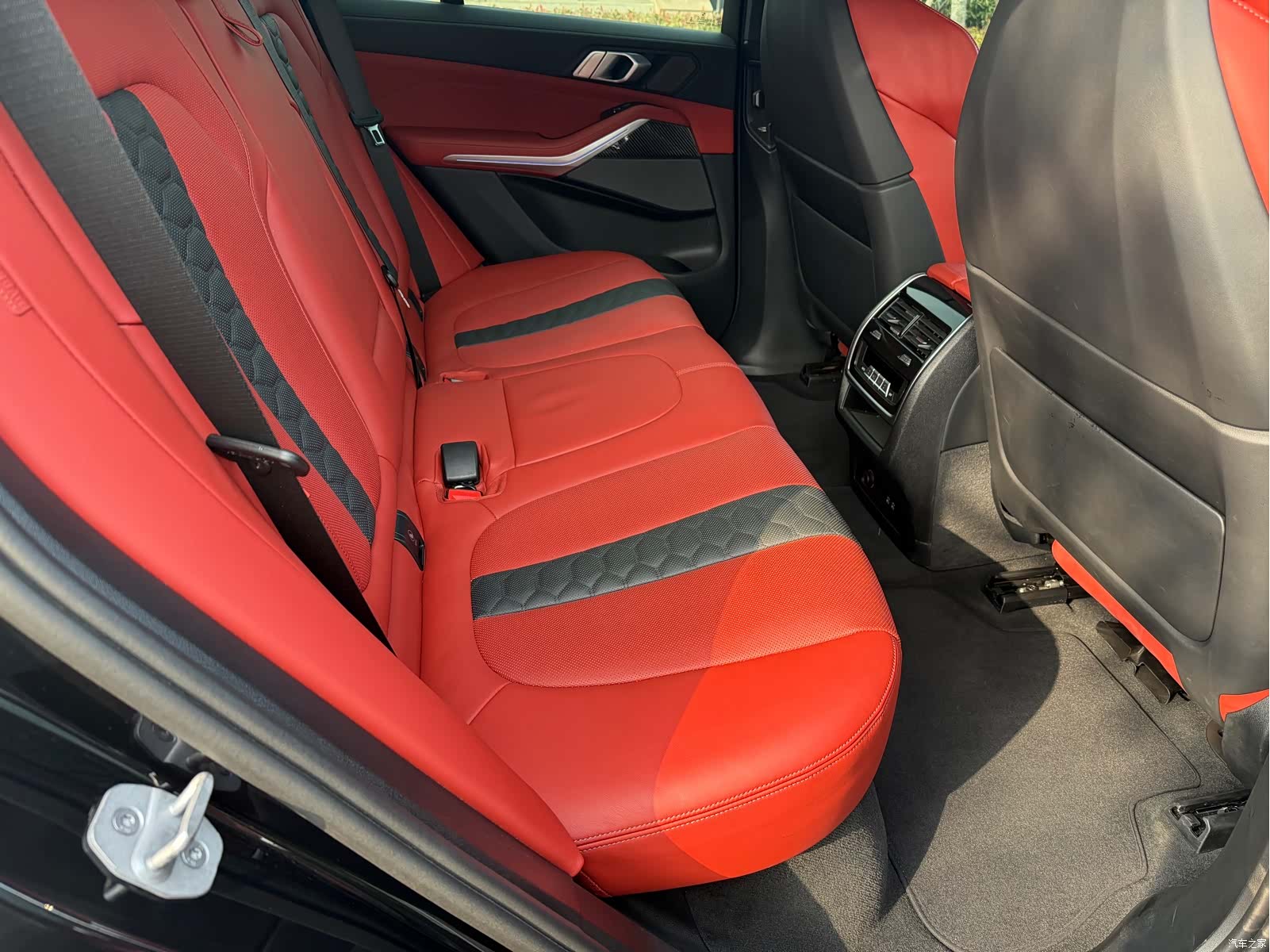 BMW X5, 2025 11