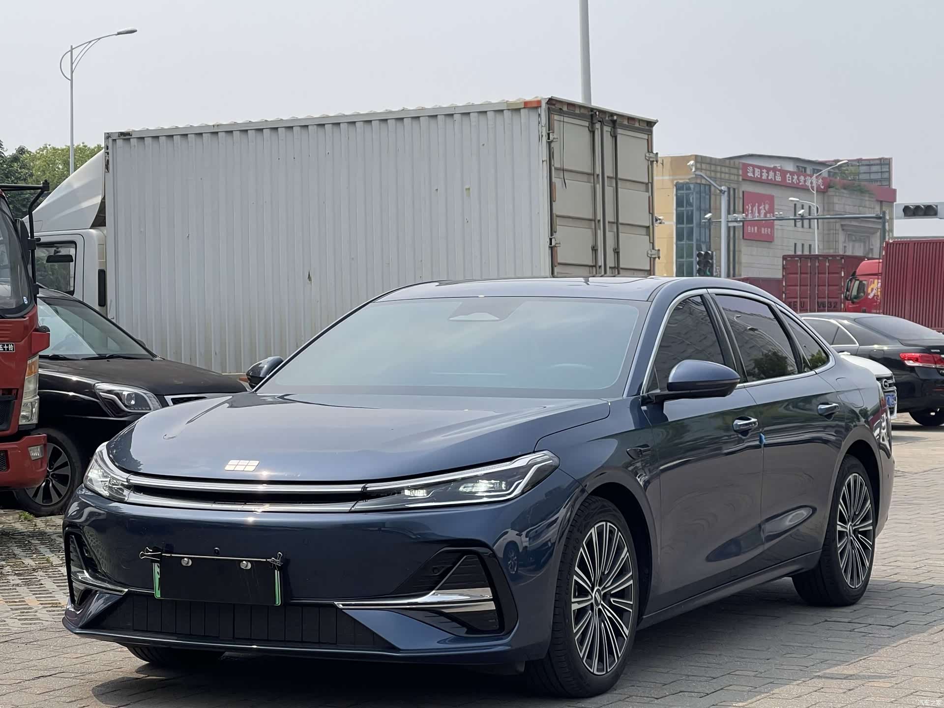 Geely A7, 2025 1