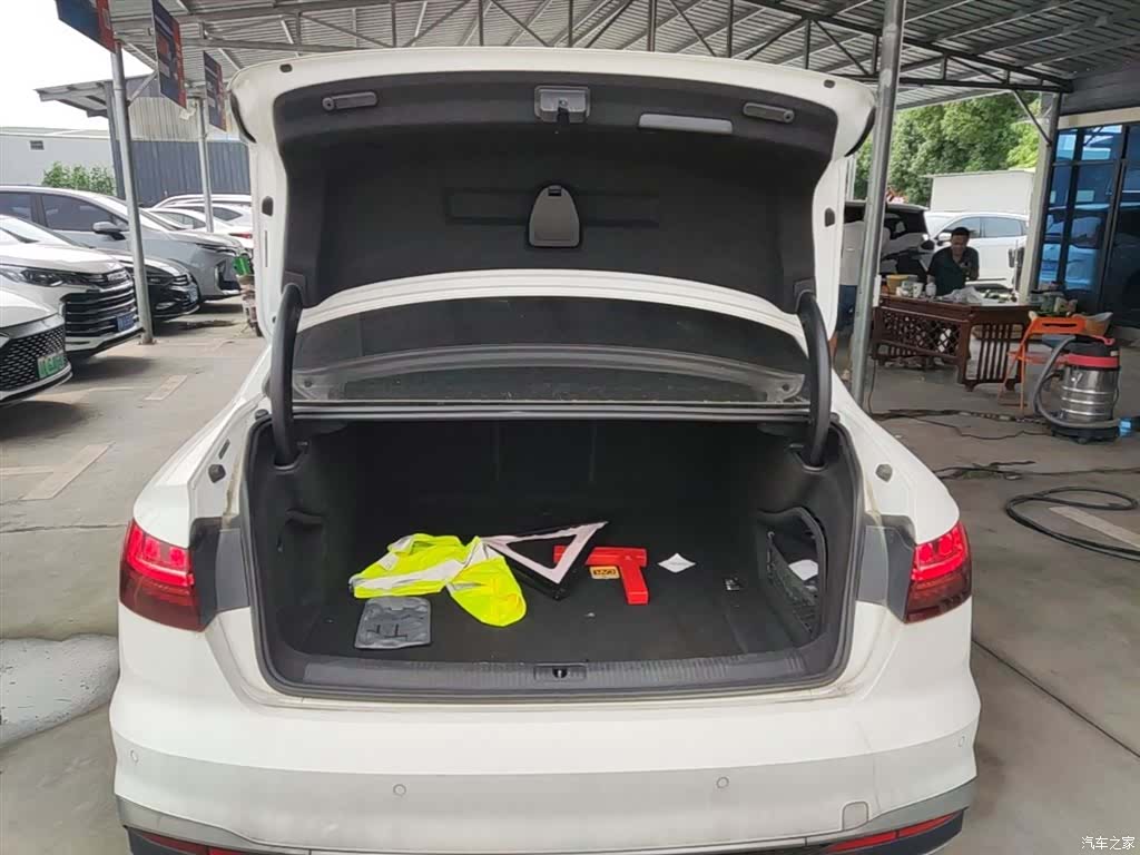 Audi A4L, 2024 19