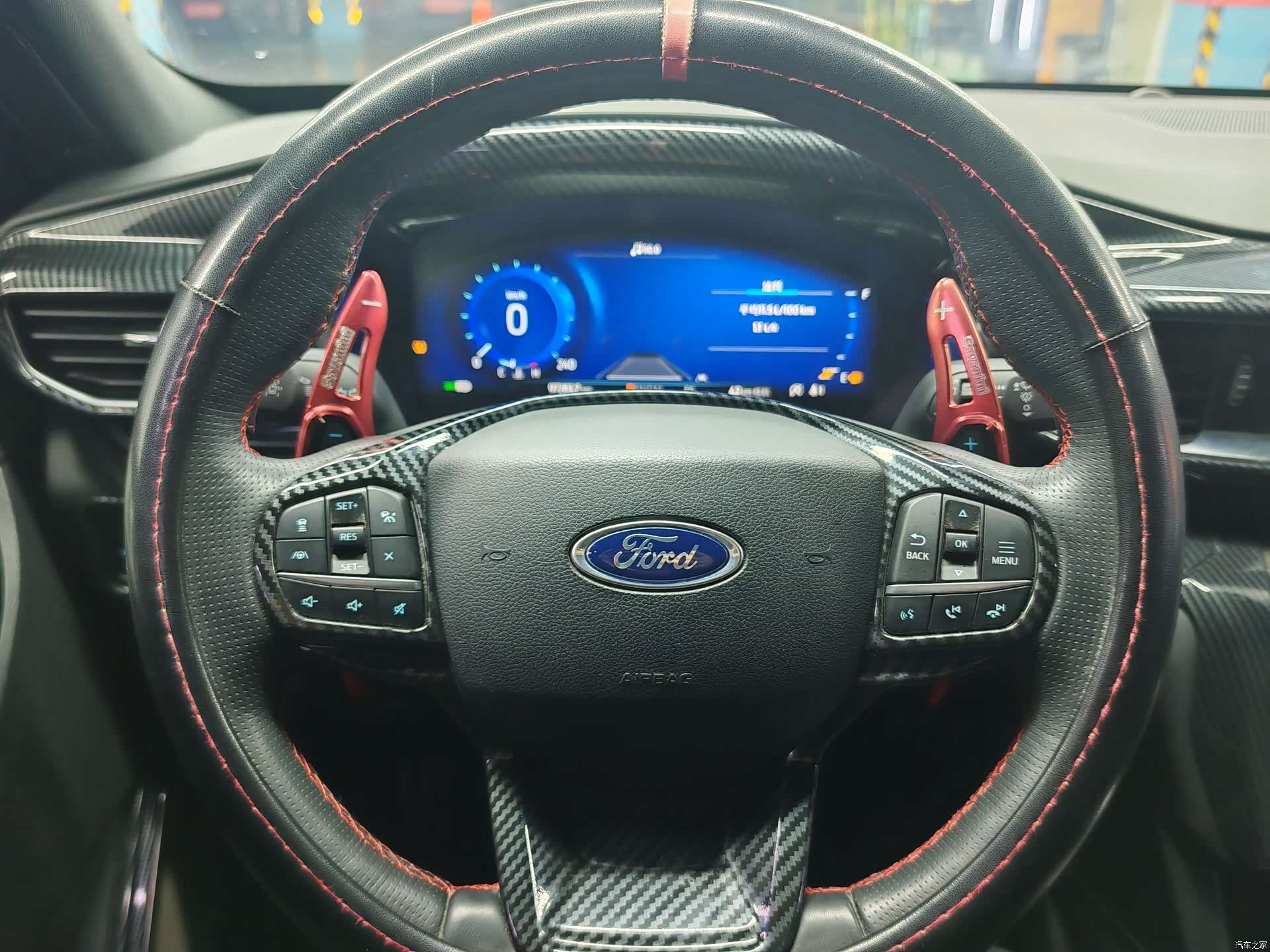 Ford Explorer, 2021 все фото
