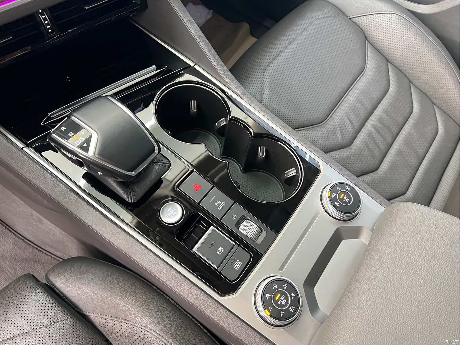 Volkswagen Touareg, 2021 8