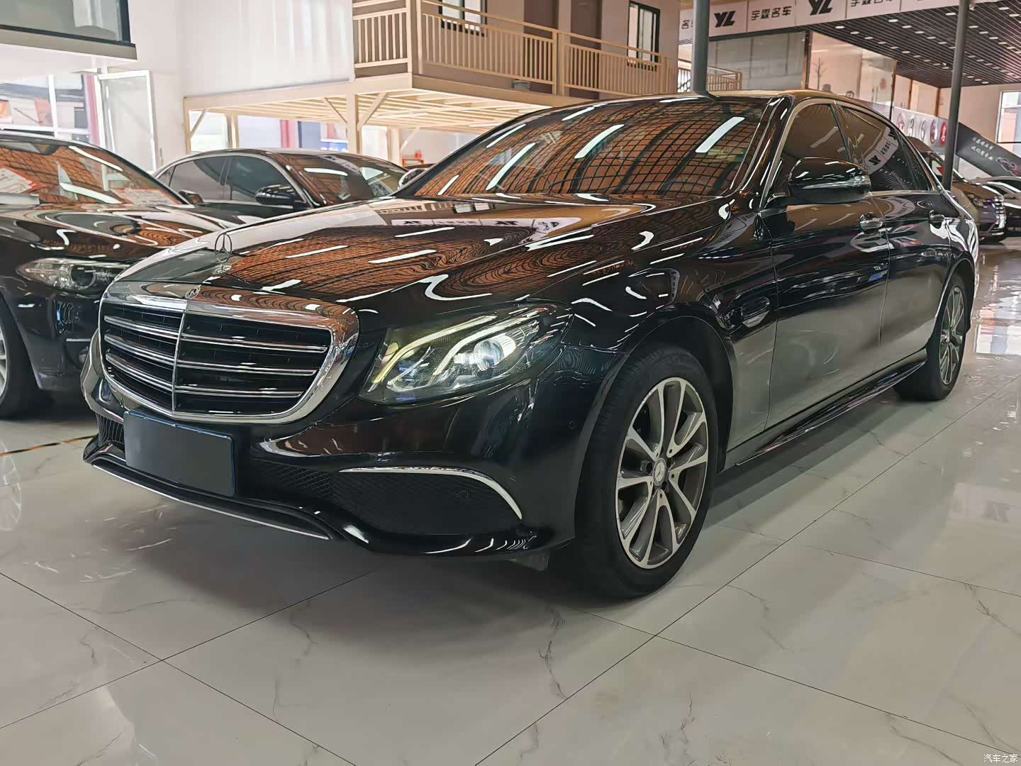 Mercedes-Benz E-Class, 2016 3