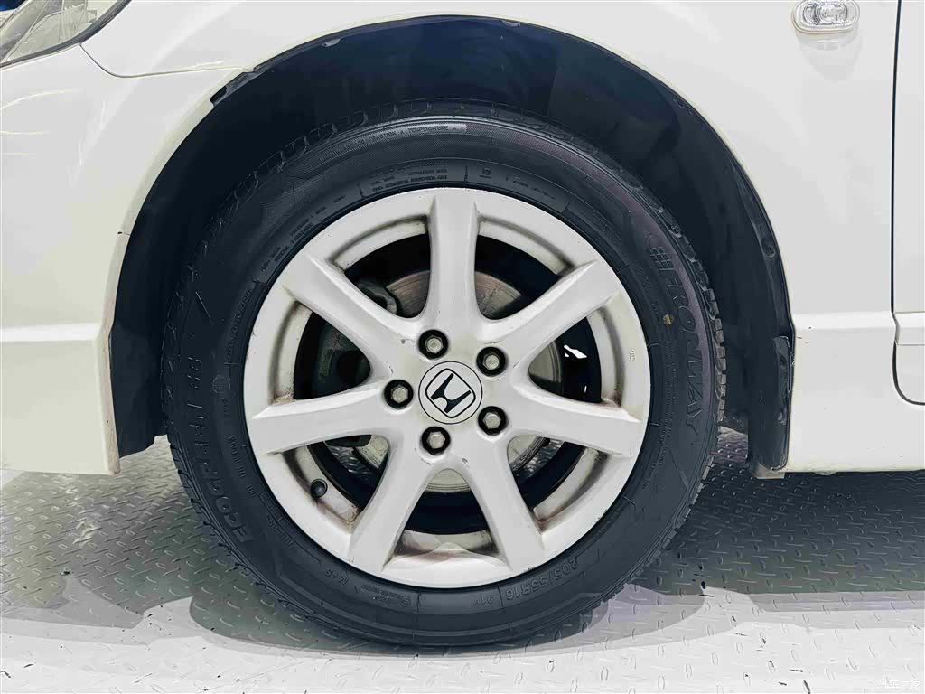 Honda Civic, 2011 10