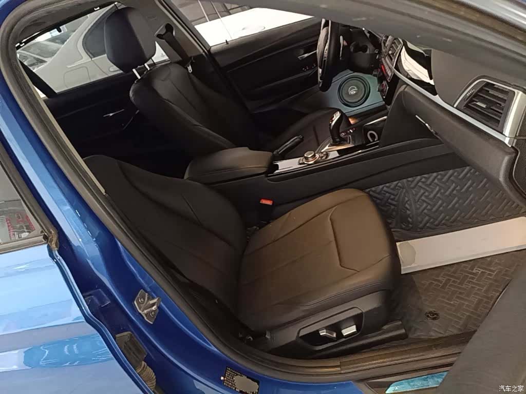 BMW 3 Series, 2016 25