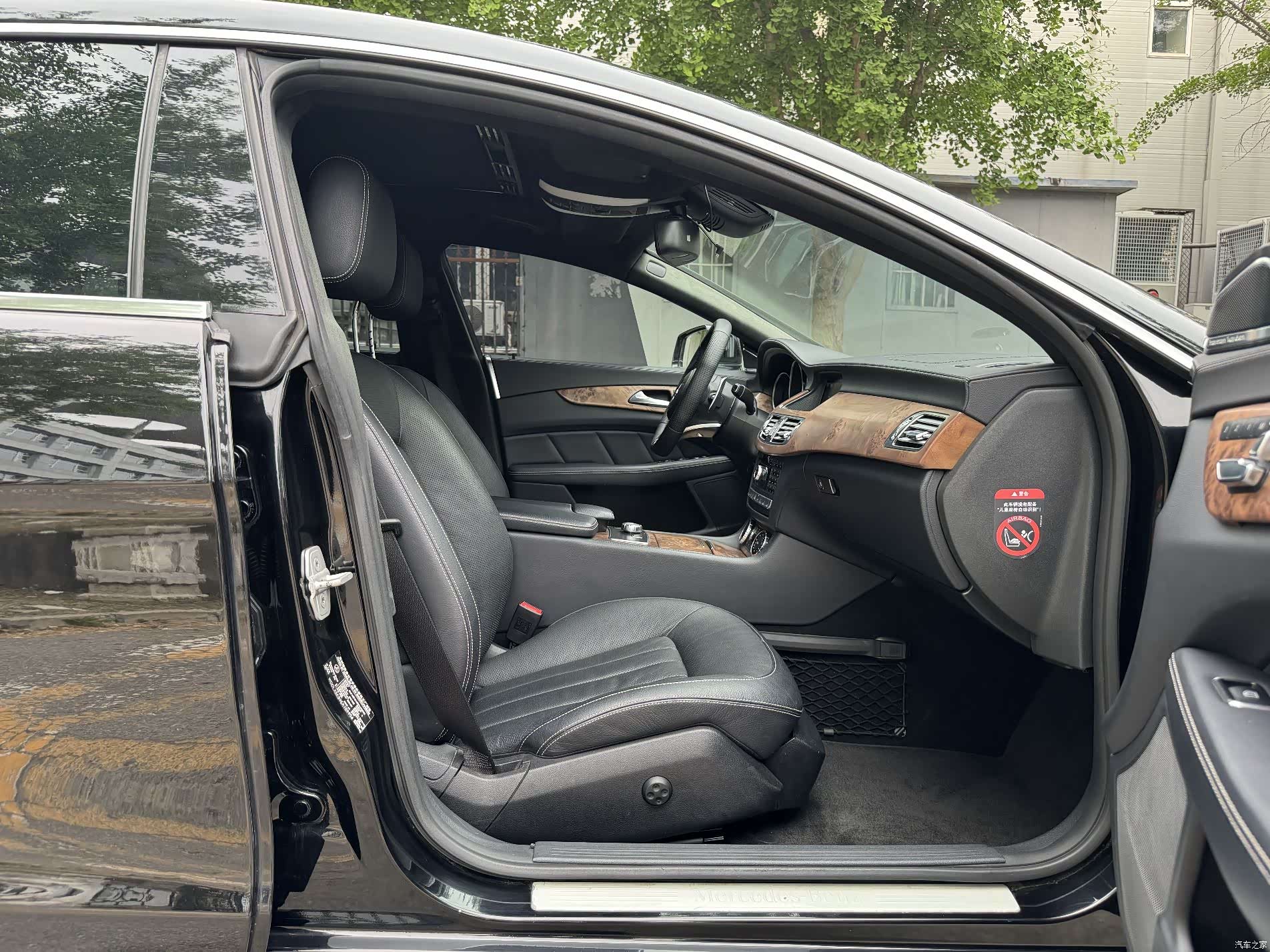 Mercedes-Benz CLS, 2014 7