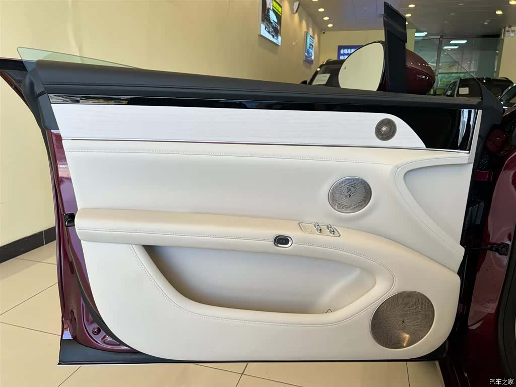 Stelato S9, 2025 12