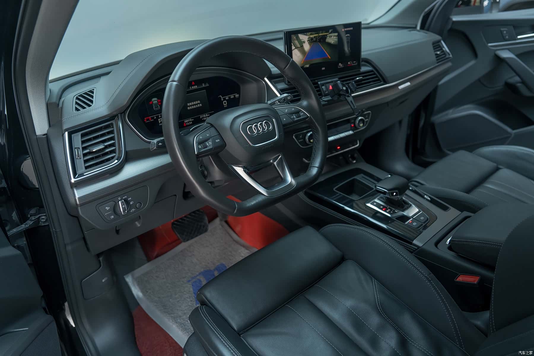 Audi Q5L, 2022 9