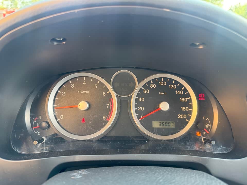Suzuki Liana