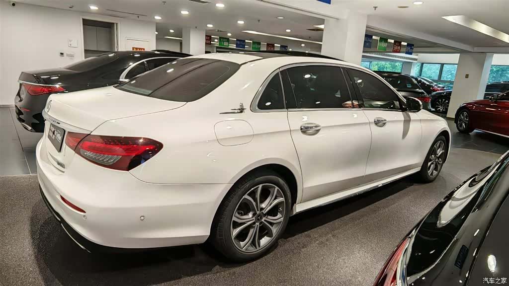 Mercedes-Benz E-Class, 2023 2