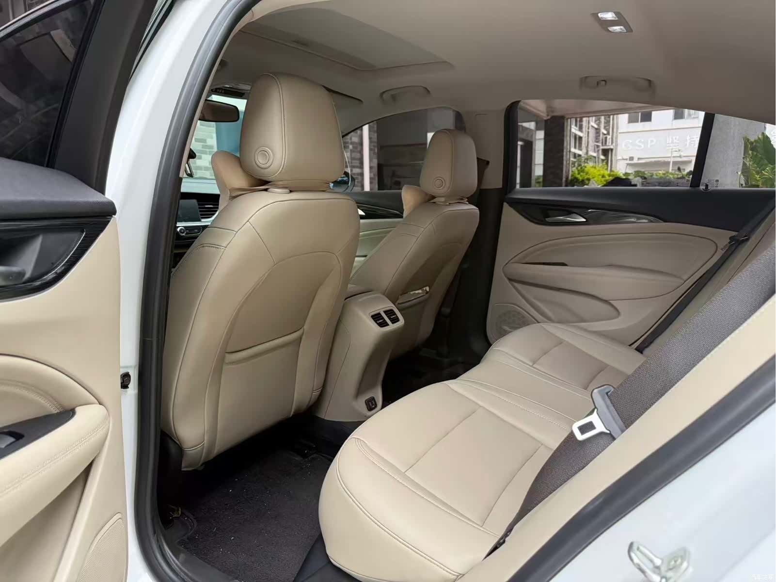Buick Regal, 2021 6