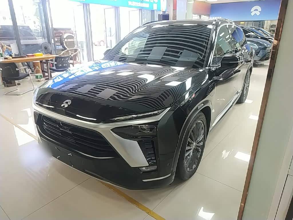 NIO ES8 2020 450KM мест