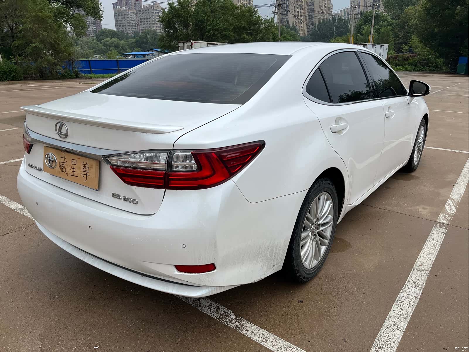 Lexus ES, 2015 11