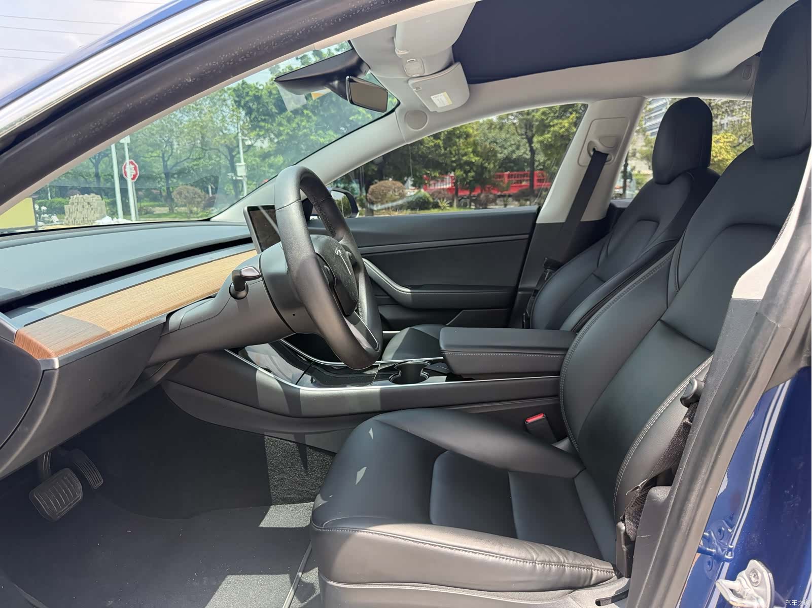 Tesla Model 3, 2020 4