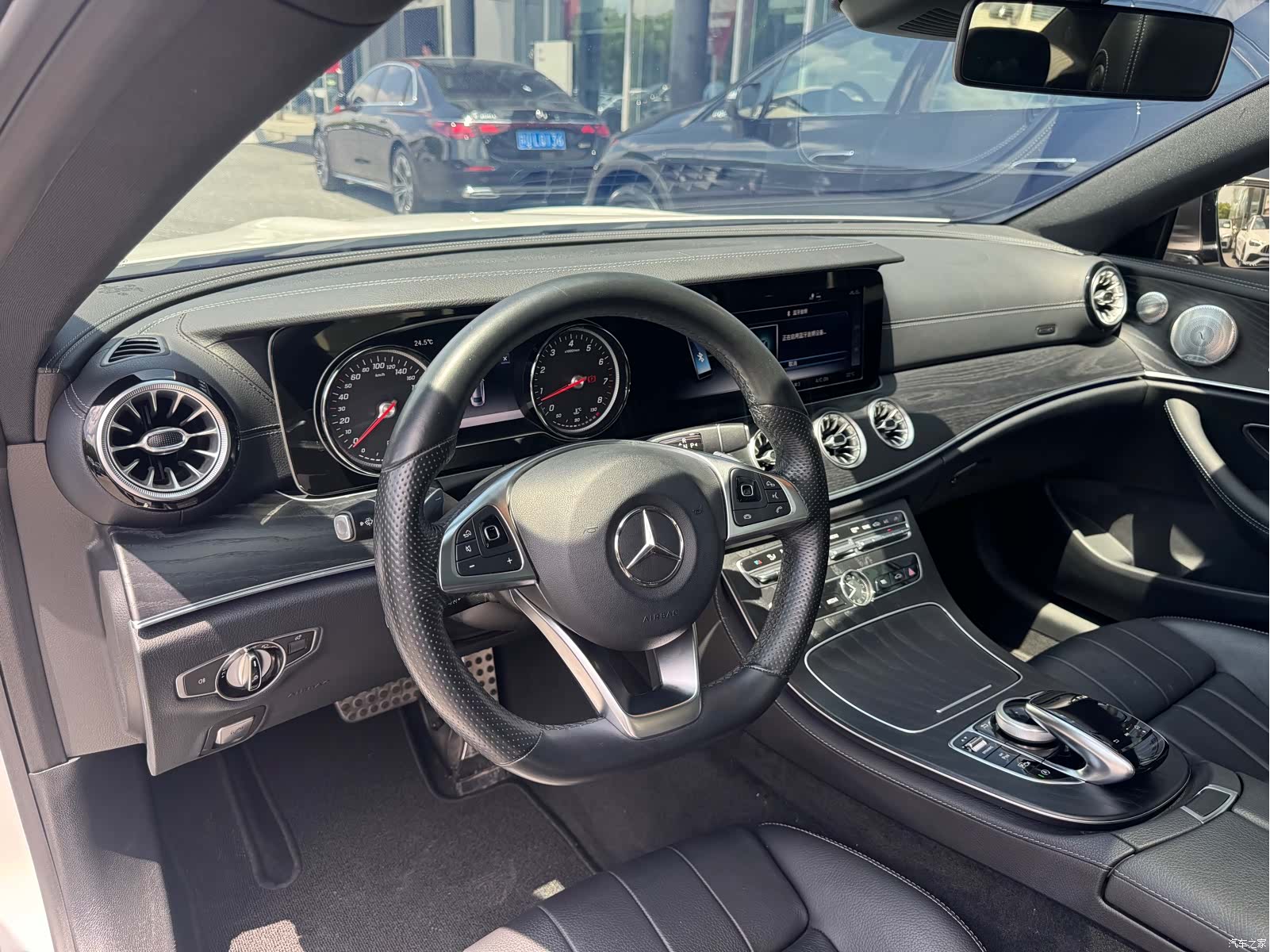 Mercedes-Benz E-Class, 2018 12
