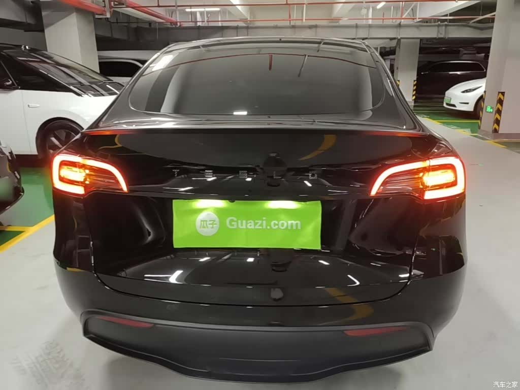 Tesla Model Y, 2022 6