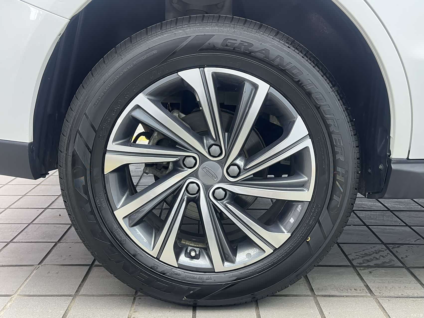 Geely X6, 2022 20