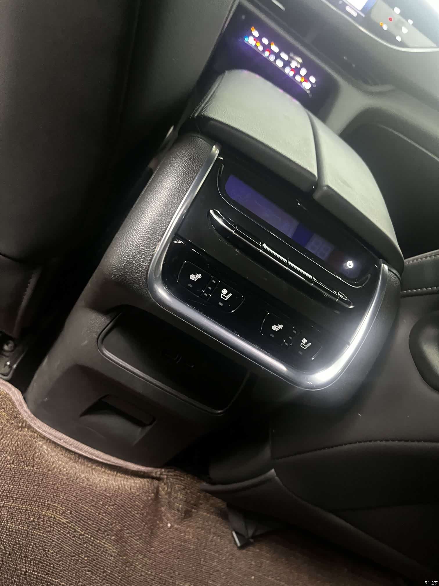 Buick Enclave, 2024 10
