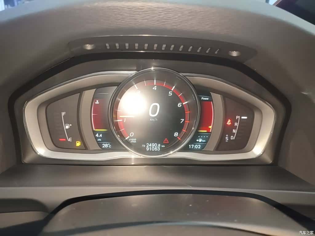 Volvo V60, 2016 12