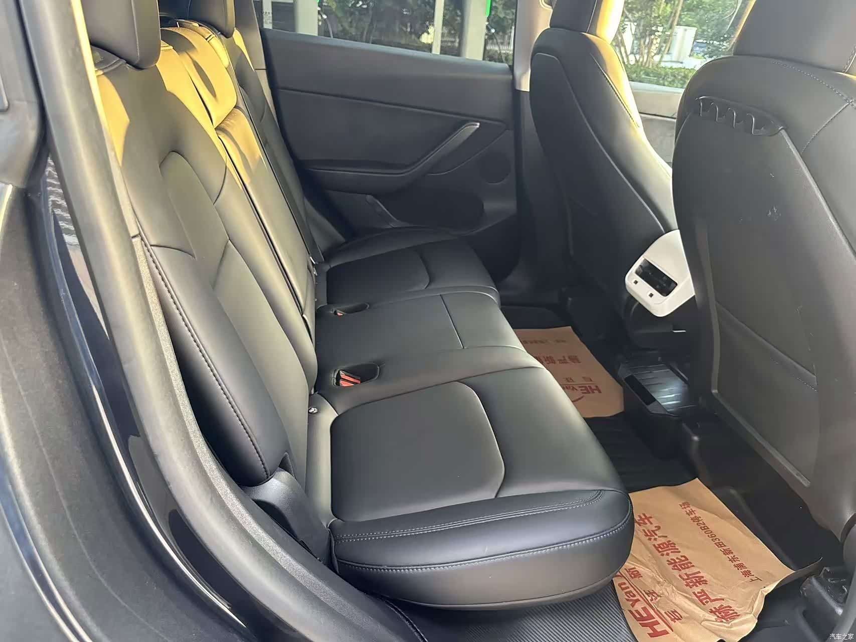 Tesla Model Y, 2024 все фото