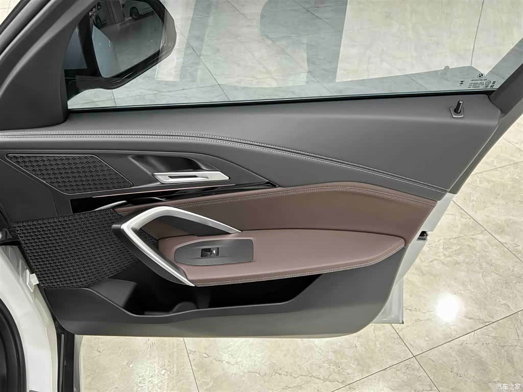 BMW X1, 2024 13
