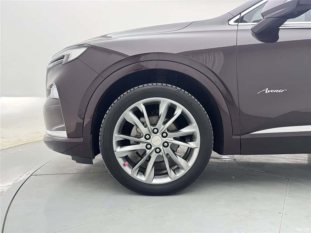 Buick Enclave, 2021 все фото
