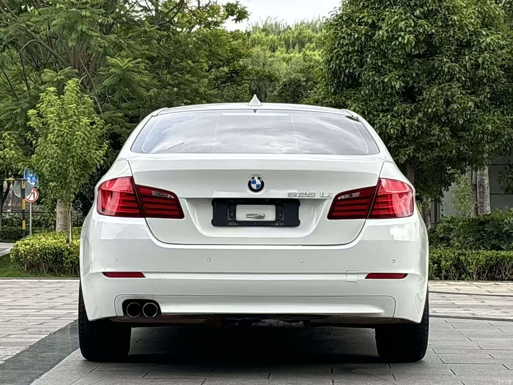 BMW 5 Series, 2013 10