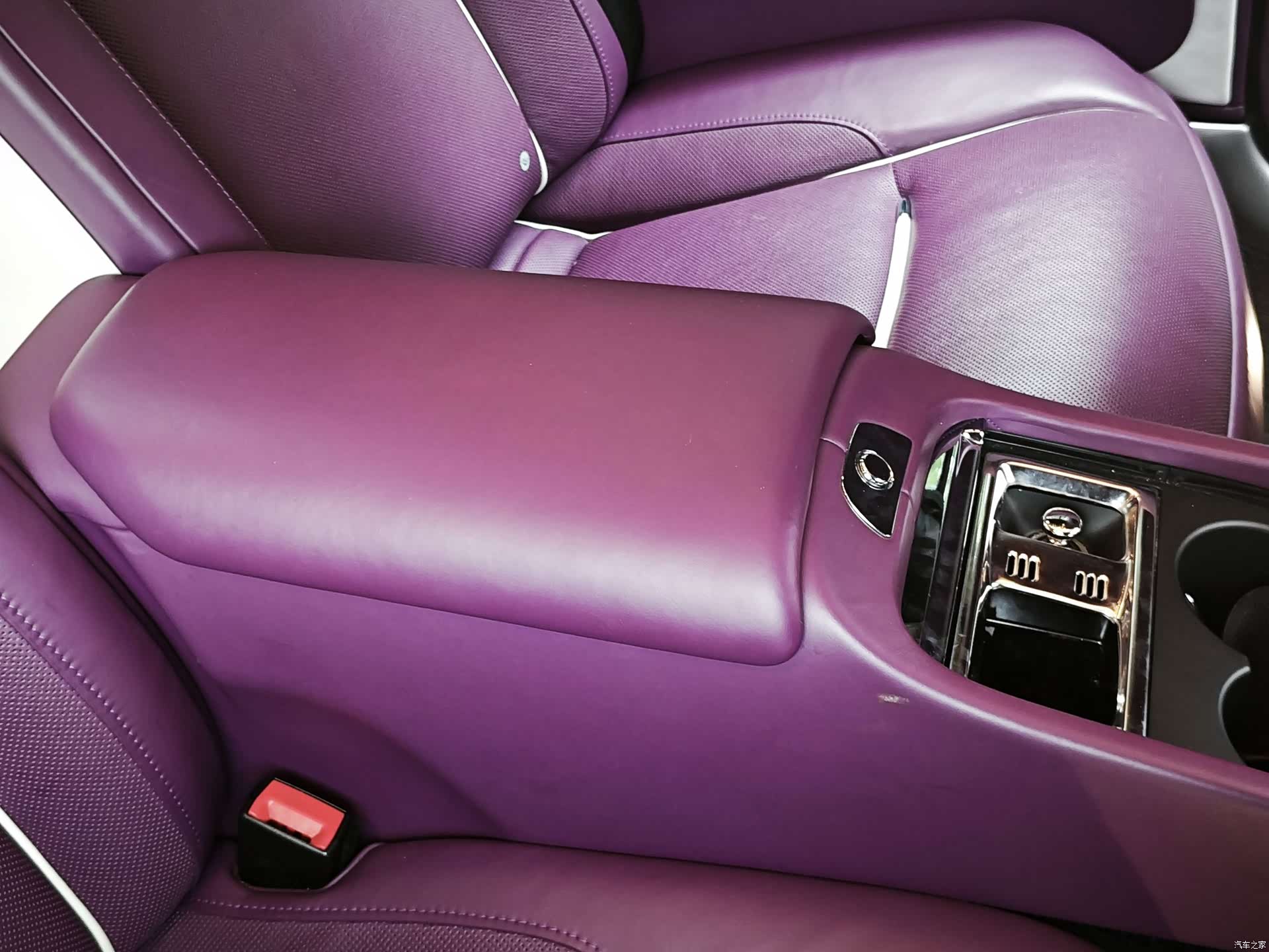 Rolls-Royce Wraith, 2019 6