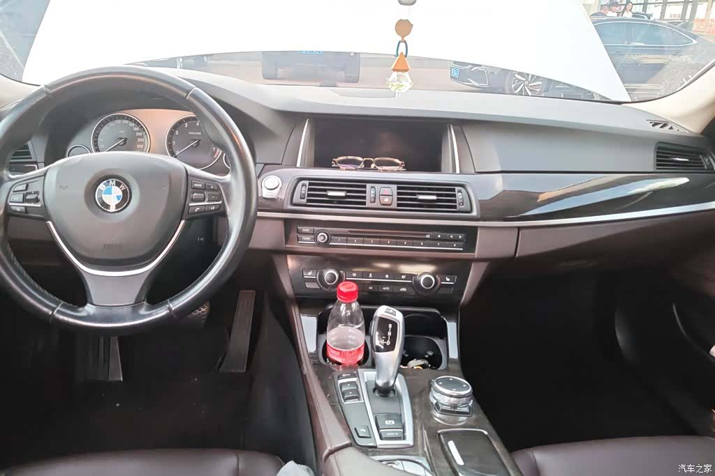 BMW 5 Series, 2016 13