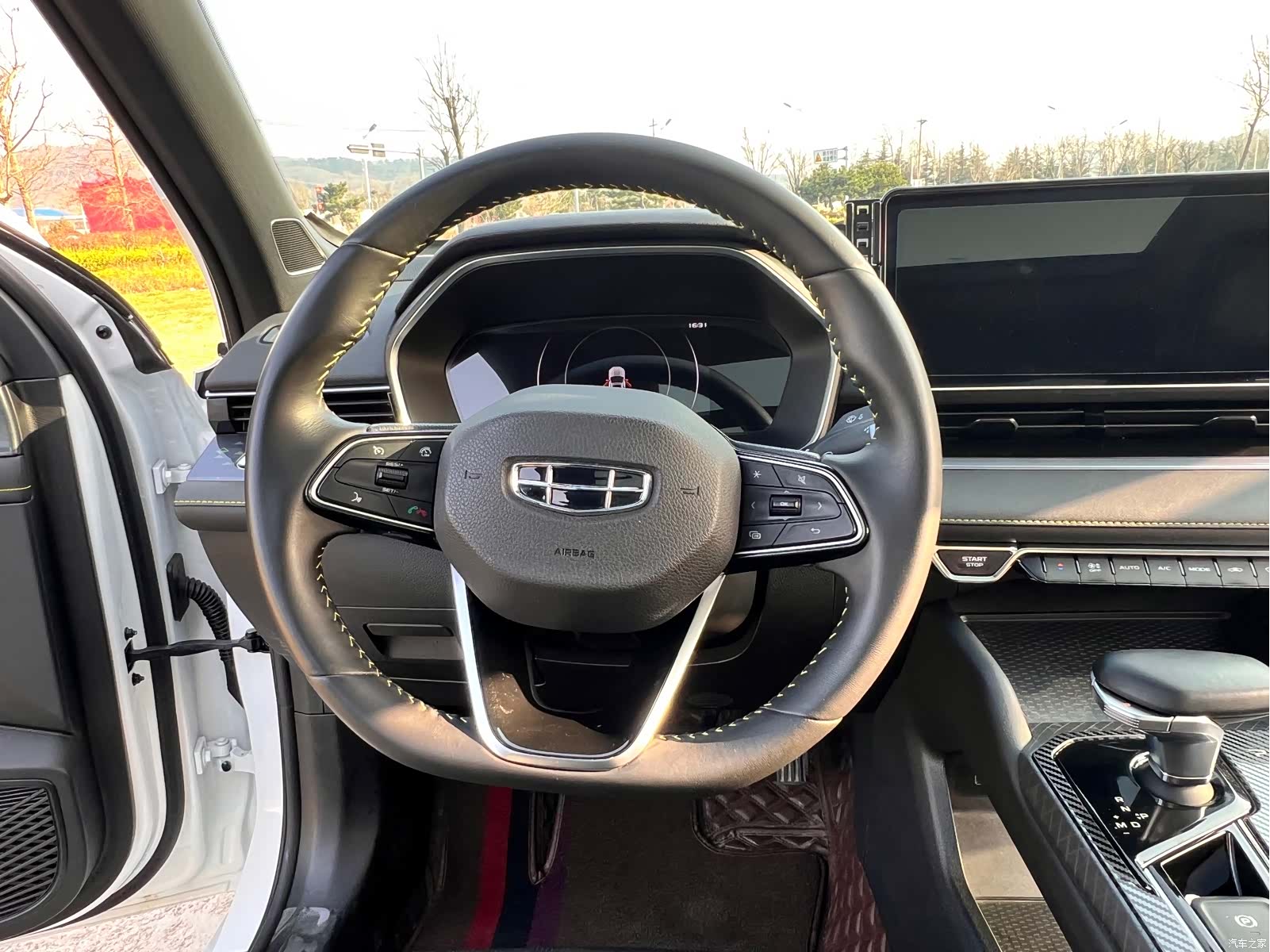 Geely Preface, 2024 8